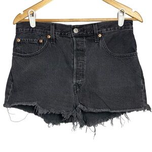 Levi’s 501 Original Button Fly Jean Shorts 32 Cutoff Denim Raw Hem Lunar Black